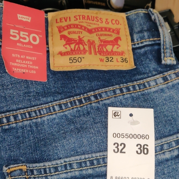 Levi's® Men's 550™ Relaxed Fit Jeans - Picture 7 of 8